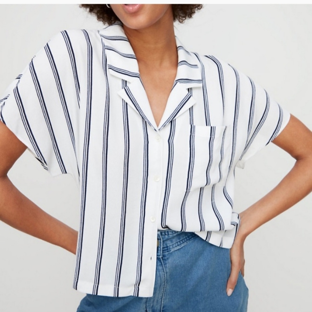 Wilfred Free Aritzia Shawna Blouse White Blue Size Medium